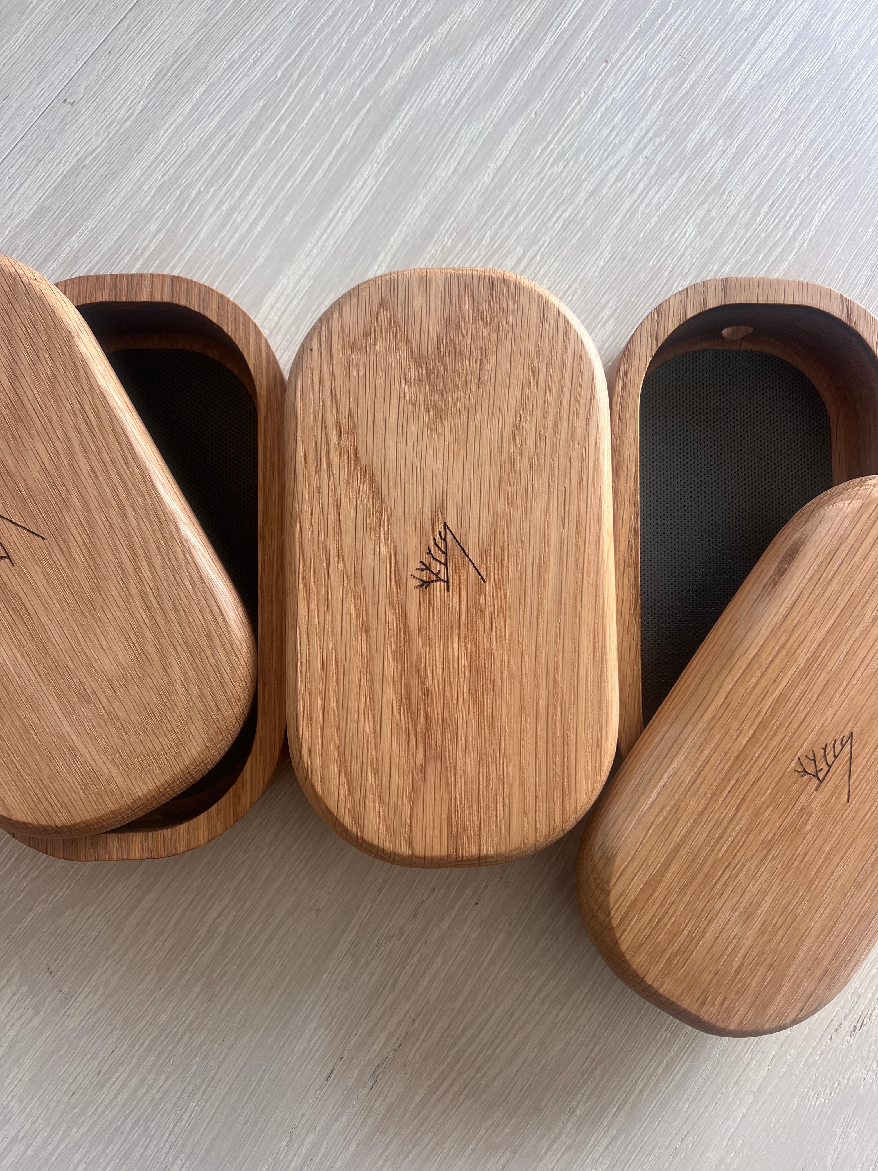 Phone Tomb  [White Oak]