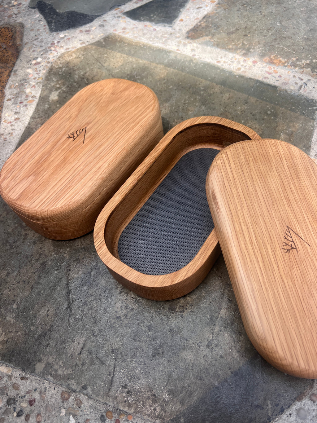 Phone Tomb  [White Oak]